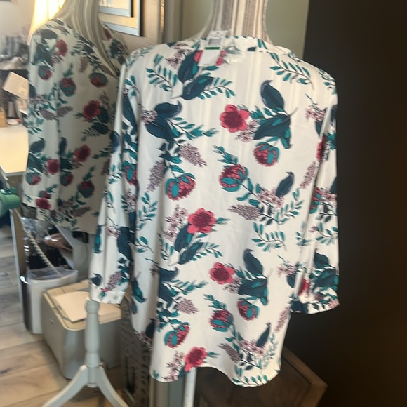 Van Heusen, large, floral blouse, $69 - Picture 4 of 6